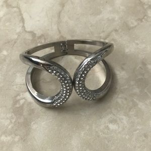 Adjustable silver fantasy rhinestone bracelet